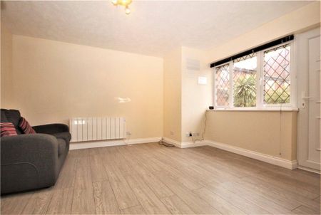 1 bedroom end of terrace house to rent - Photo 3