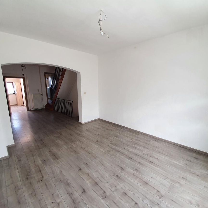 Duplex 2 chambres à 6032 Charleroi Mont-sur-Marchienne  Loyer: 780 € - Photo 1