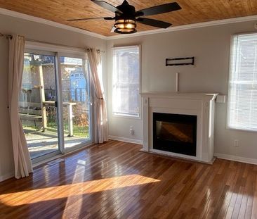 For Lease - 256 Ridge Road, Fort Erie, Ontario - Photo 2