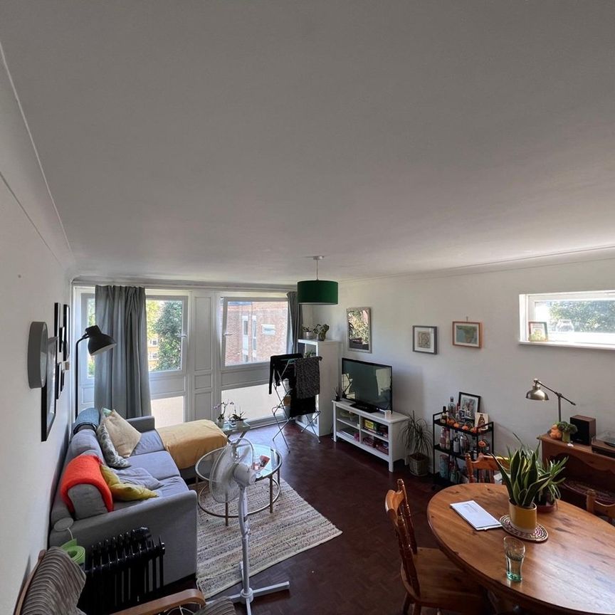 2 Bed Flat, Alford House, N6 - Photo 1