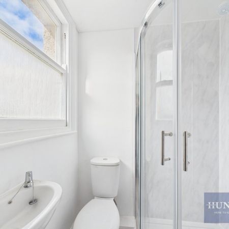 1 bedroom Flat To Let - Photo 4