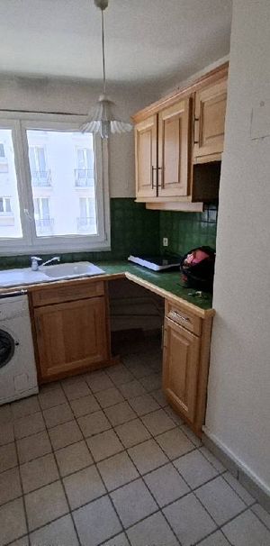 Location Appartement 1 pièce 29m² PARIS 17ème - Photo 1