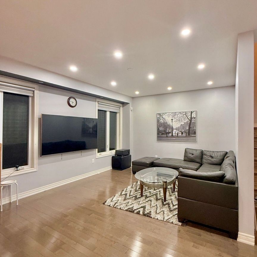 For Lease - 385 Royal West Drive Unit# Upper, Brampton, Ontario - Photo 1