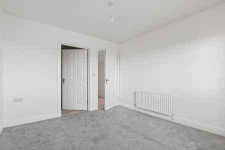 Balmoral Square, Balmoral Square, Bangor, BT19 7XL - Photo 4