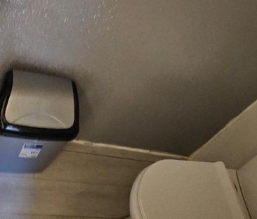 Studio to rent - Photo 6