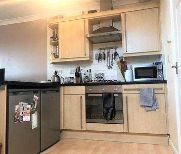 Lincoln Court, Denham Green, UB9 - Photo 6