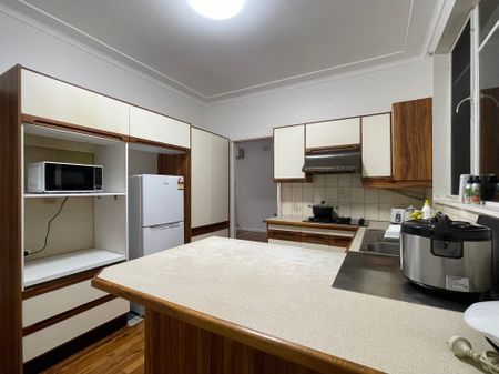 Hornsby - Photo 4