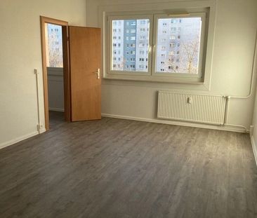 Neue Wohnung, neues Glück! Renovierte 1-Zi.-Single-Wohnung - Foto 1