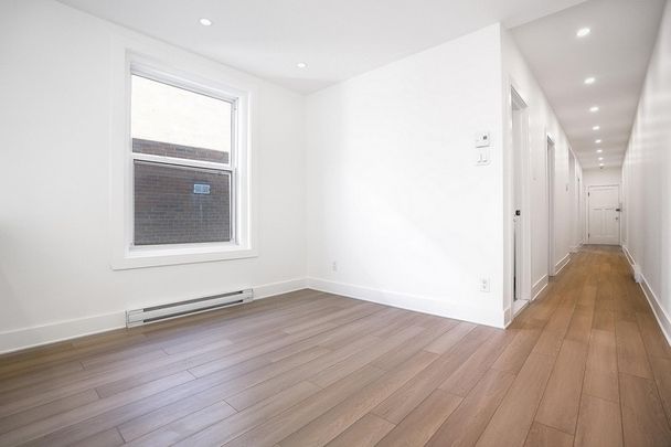 2 Bed , 1 Bath - Photo 1