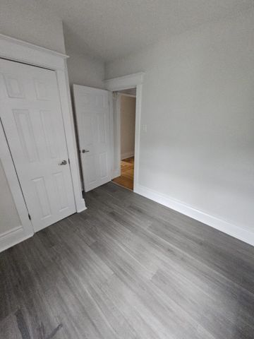 For Lease - 983 Main Street Unit# 3, Hamilton, Ontario - Photo 4