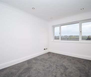 Elmwood Close, Walton, Wakefield - Photo 2