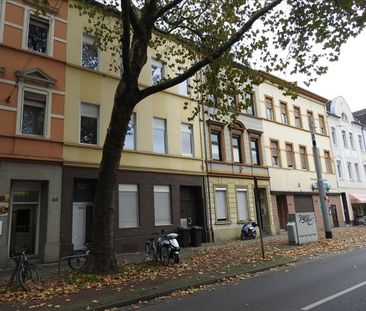 ++ STADTWOHNEN – 2 Zimmer, 2. Etage, Altbau-Whg., nahe Klinikum und... - Photo 2