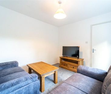 4 bedroom terraced house to rent - Photo 2