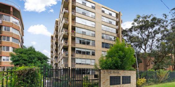 Well Presented Apartment In Sought After Location - Photo 3