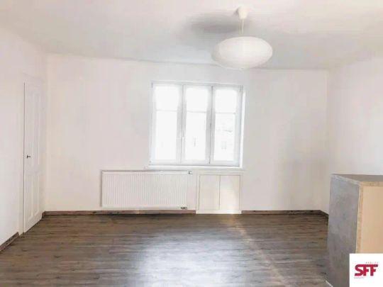 Pronájem bytu 2+kk po rekonstrukci, Praha 10 Strašnice - Photo 1