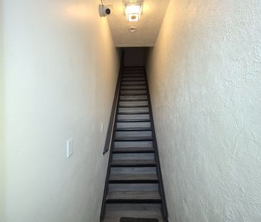 For Lease - 636 Vaughan Road, Toronto, Ontario - Photo 5