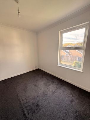 Flat 4, Rayleigh Road, Benfleet, Essex, SS7 - Photo 1