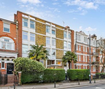 Bright two bedroom apartment with south-west facing balcony - Photo 3