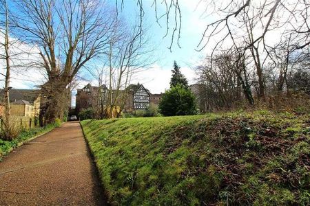 Tudor Close, Brixton Hill, SW2 - Photo 2