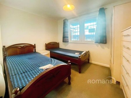 2 bedroom apartment to rent - Photo 3