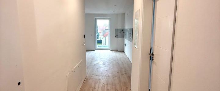 Moderne 3 ZKB, Erstbezug, Wärmepumpe, Bodenheizung Zentrale Lage! - Foto 1