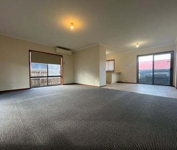 Peaceful 3-Bedroom Unit - Photo 4