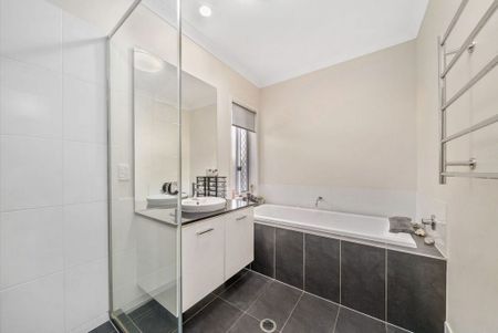 RENT IS $630 PER WEEK UNTIL 17/02/26 THEN WILL INCREASE TO $730 PER WEEK FROM 18/02/2026 - Photo 4