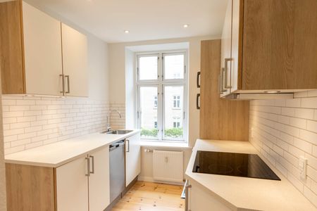 Central lejlighed med lys og liv i Aalborg - Photo 4