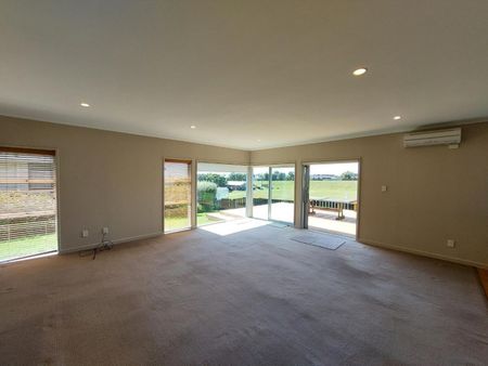 Lymouth Family Home - Photo 2