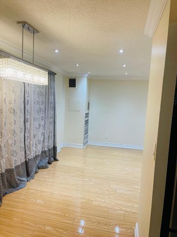 For Lease - 3025 The Credit Woodlands Road Unit# 330, Mississauga, Ontario - Photo 4