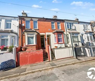 2 bedroom terraced house to rent - Photo 4