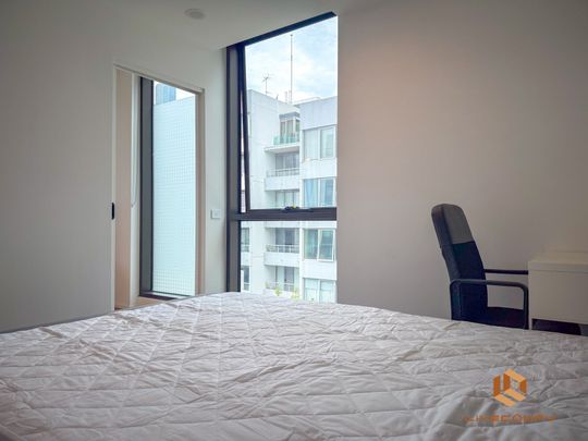 West Melbourne - Photo 1