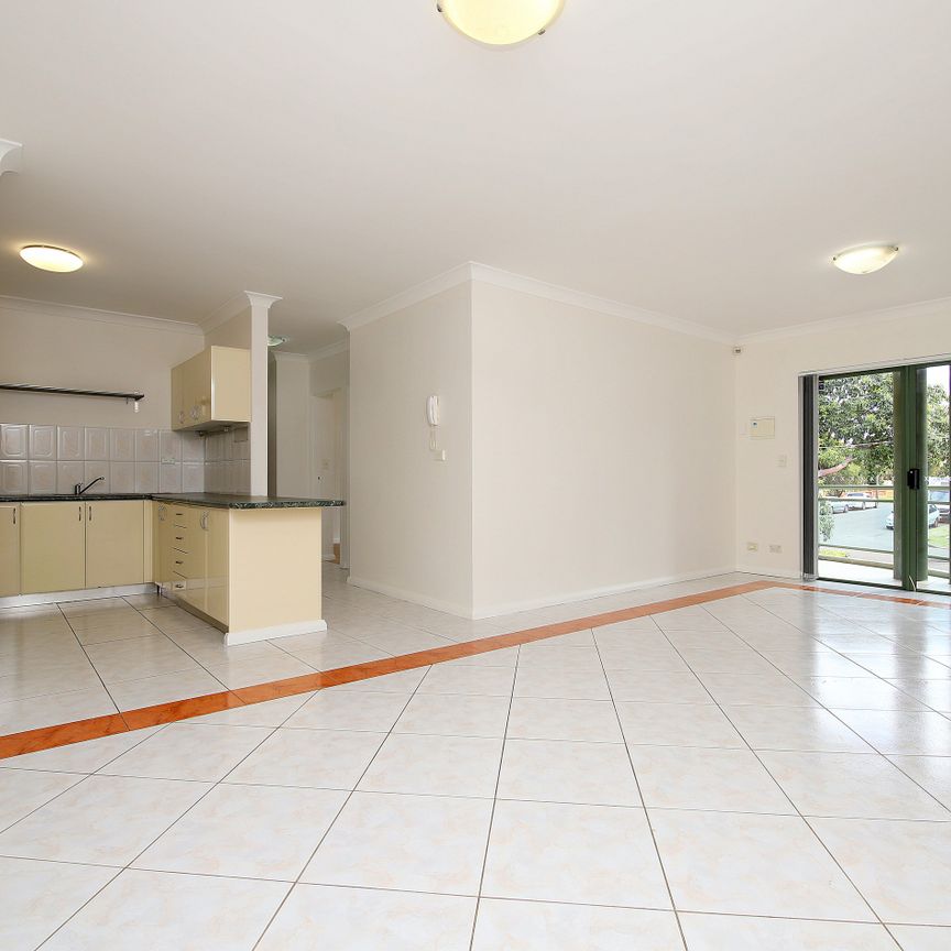 14/55 Reynolds Avenue - Photo 1