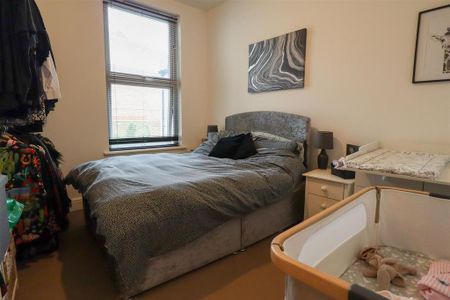 1 bedroom flat to rent - Photo 5