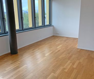 LEUTSCHENTOWER – Living at the highest level - Photo 4