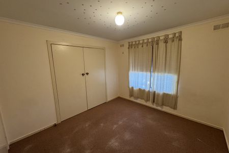 TWO BEDROOM UNIT! - Photo 2