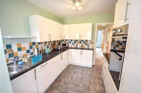 Sarson Close, Asfordby, Melton Mowbray, Leicestershire, LE14 - Photo 5