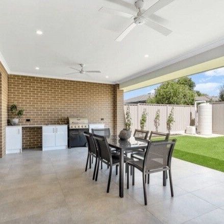 Clovelly Park - Photo 1