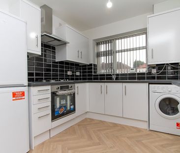 3 Bed Flat, Glover Street, CV3 - Photo 5