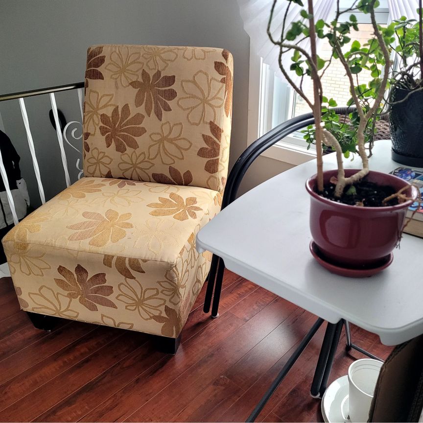 For Lease - 1374 Charles Drive Unit# Upper, Burlington, Ontario - Photo 1
