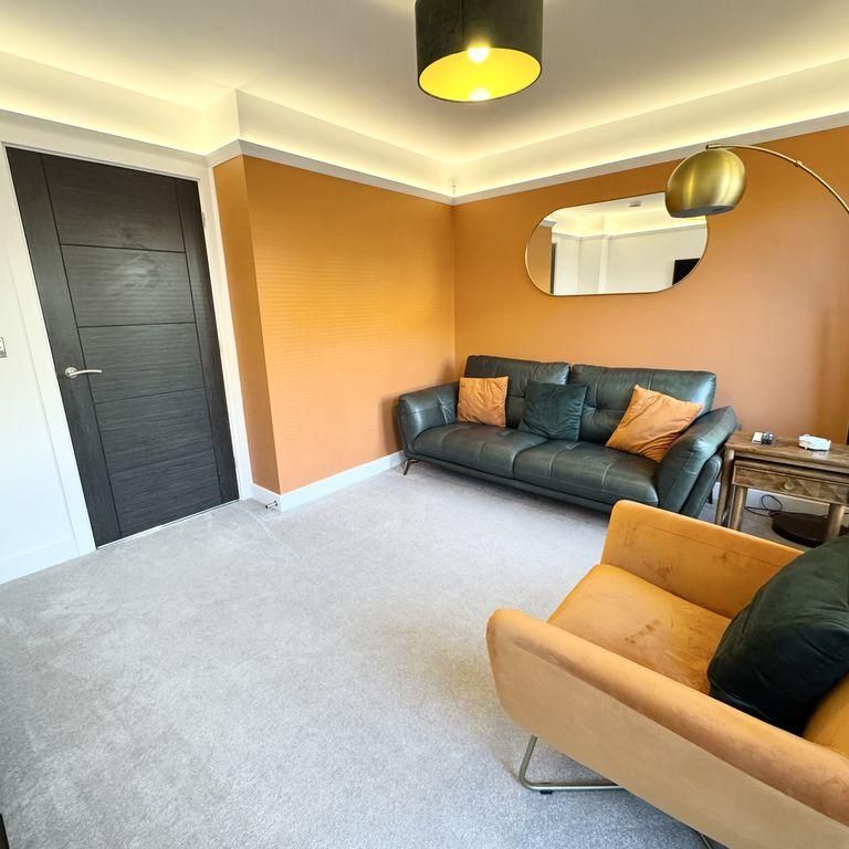 2 bedroom terraced house to rent - Photo 1