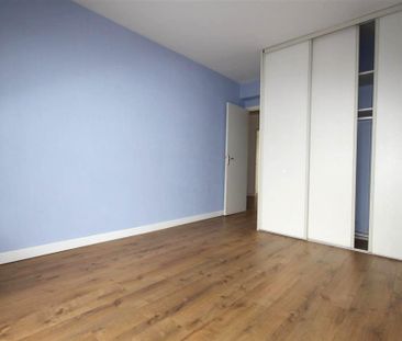 Location Appartement 2 pièces 54m² MARCQ EN BAROEUL 59700 - Photo 3