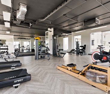 3980 Boulevard Saint-Elzéar O, Laval, QC - Photo 4