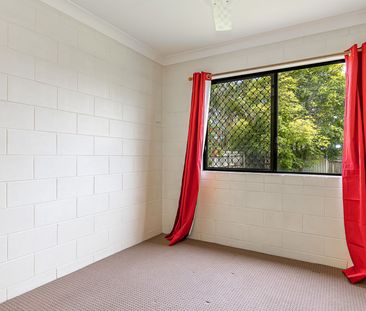 11 Saxby Crescent, Mount Louisa - Photo 6