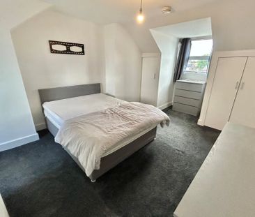 Victoria Road, Netherfield, NOTTINGHAM - Photo 6
