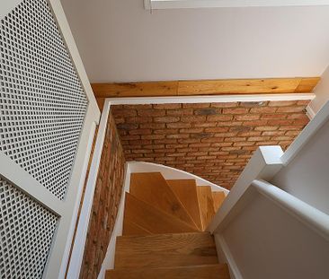 1 bedroom coach house to rent - Photo 4