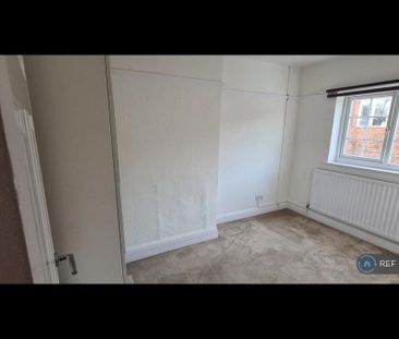 4 bedroom terraced house to rent - Photo 3