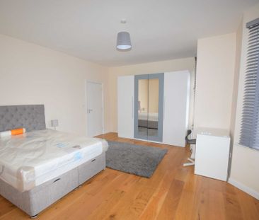 Worple Road, Raynes Park - Photo 3