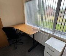 4 bedroom semi-detached house to rent - Photo 6