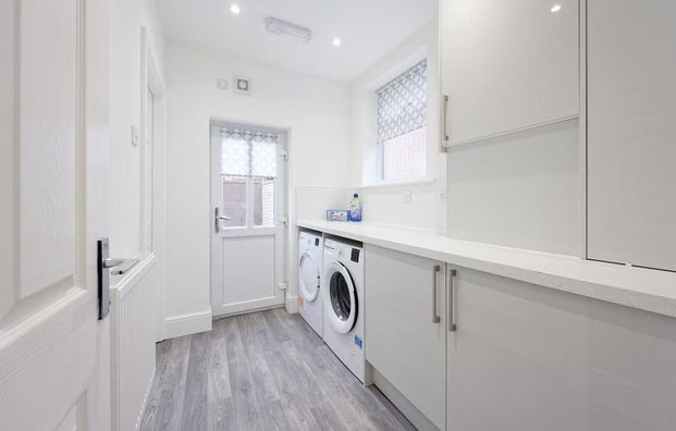 Charles Street - Photo 1